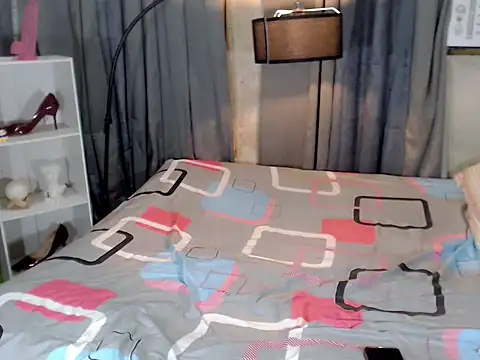 Alison_mooreX live sex cam