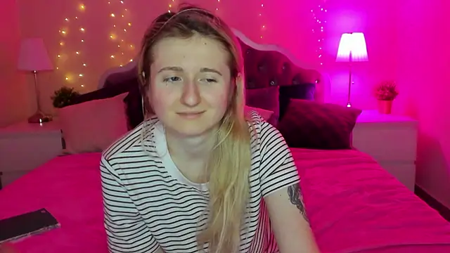 CamillaDreamer's cam snapshot