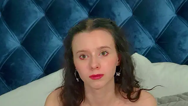 ArinaKubrick's cam snapshot