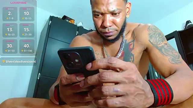 SELFSUCK_KING_420 live sex cam