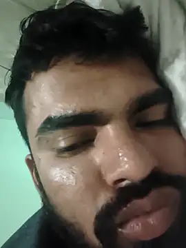 SilentIncoming live sex cam