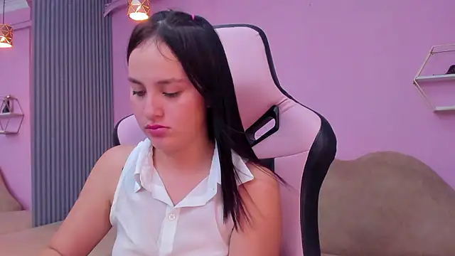 sofi__18_'s cam snapshot