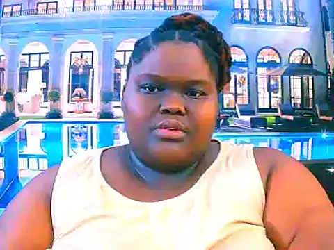 EbonyHotBuns live sex cam