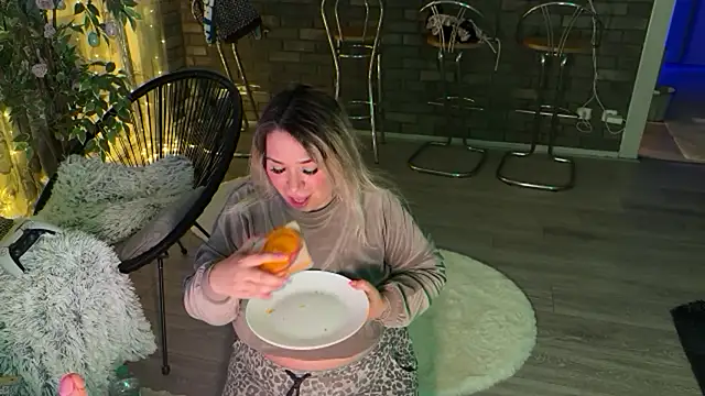 Monageil's cam snapshot