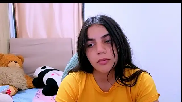 _elenna's cam snapshot