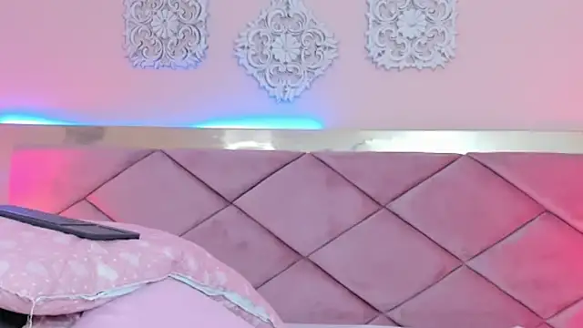 ChloeLaurentt's cam snapshot