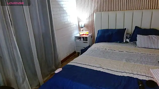 bella_savati live sex cam