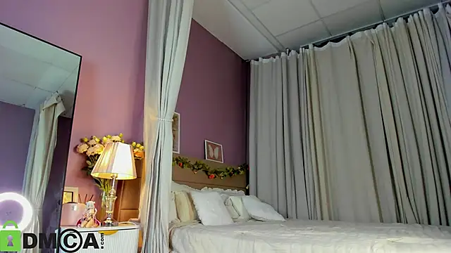 Dearly_Emily's cam snapshot