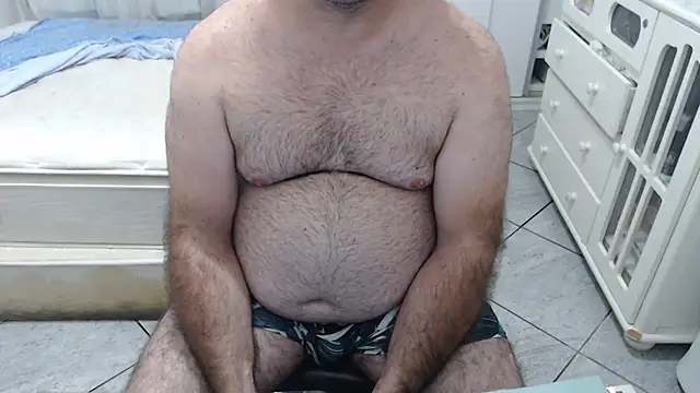 MysterBearMG live sex cam