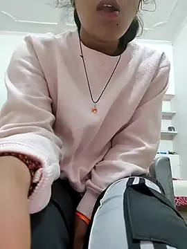 Isha_kumari_69's cam snapshot