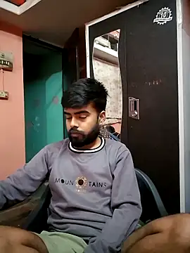 soniriyaa010101 live sex cam