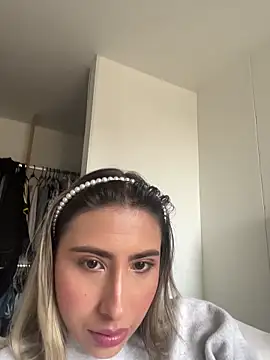 Ameellie's cam snapshot