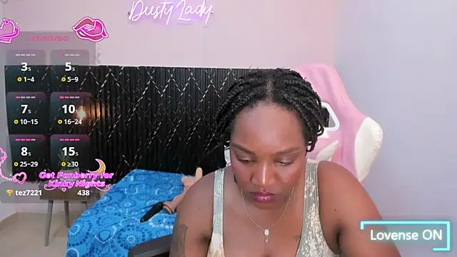 chanel_brunette's cam snapshot