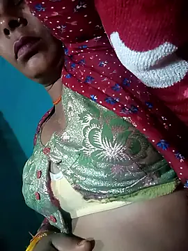 Rt_shreya's cam snapshot