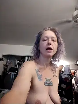 anonymity_awaits@xh's cam snapshot