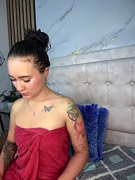 Honey_noir's cam snapshot