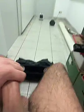 BIGDICK111000 live sex cam