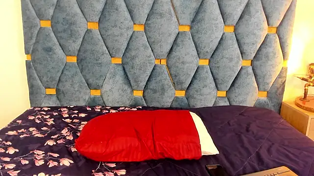 Sofia_ll's cam snapshot