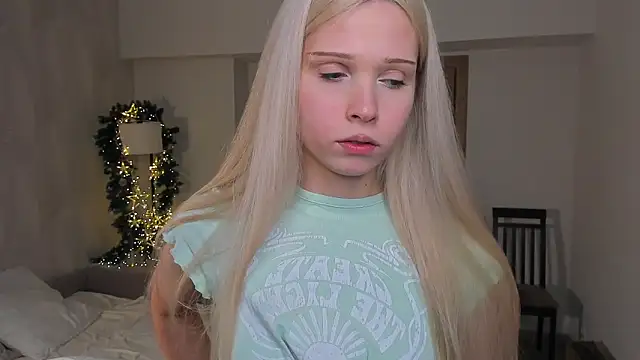 CherrylHolme live sex cam