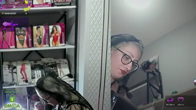 squirtgame live sex cam