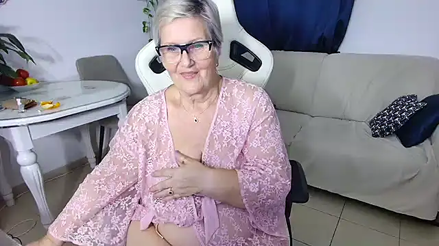 Selenna57 live sex cam