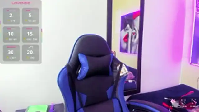 Charis_21 live sex cam