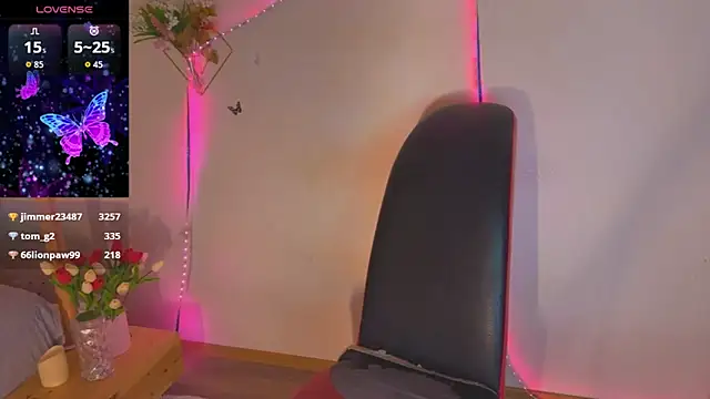 divamonikate's cam snapshot