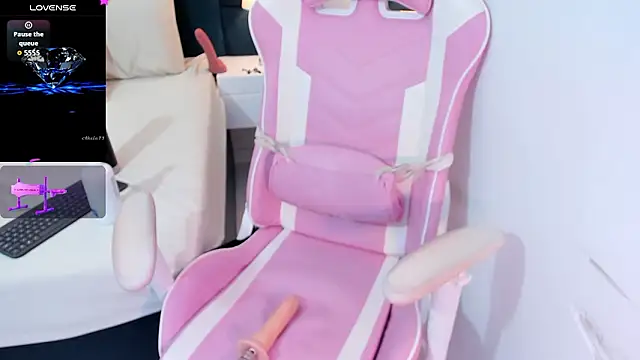 _lunari live sex cam