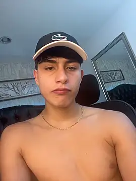 Lander_Cruz live sex cam