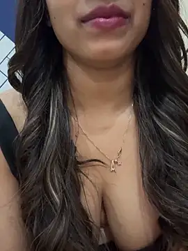 Cute-Sakhi live sex cam