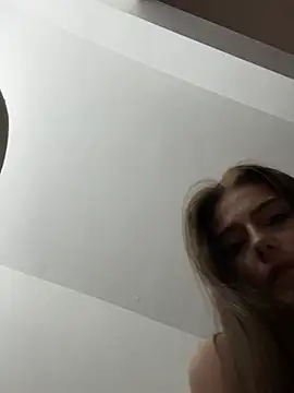 Naughty_leigh_ live sex cam