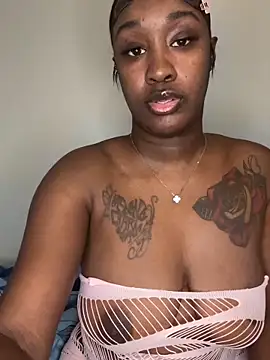 ToyaThick live sex cam