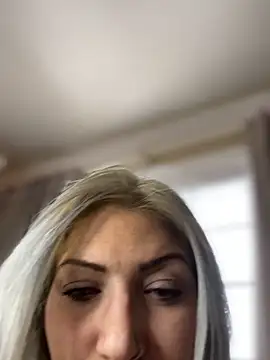 LittleMissEeve live sex cam