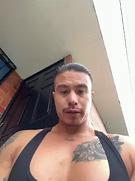 DominickVegas live sex cam