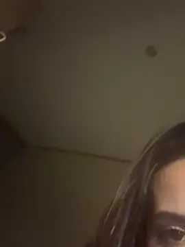 VitoriaCarusso live sex cam