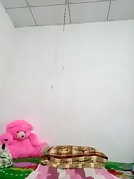 SLZAARA live sex cam