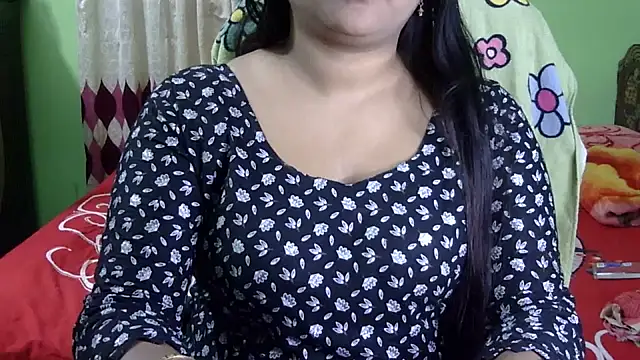 BengaliQueenStar live sex cam