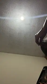 melanieebc's cam snapshot