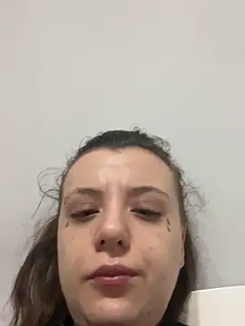 bunnythetailor's cam snapshot