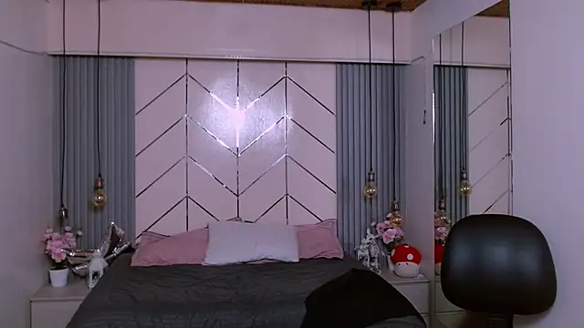 RubyThompson_'s cam snapshot