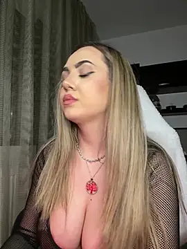 xCaprice's cam snapshot