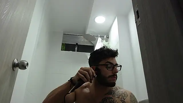 thomas_gun's cam snapshot