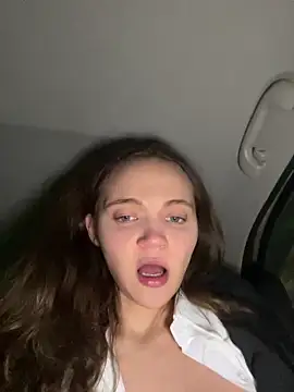 TheYourL's cam snapshot