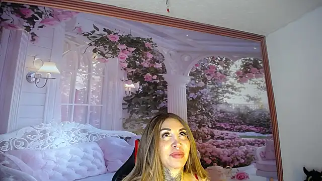 Layla-Wattson's cam snapshot