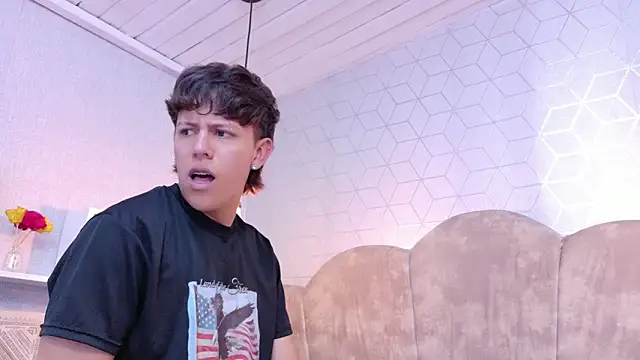 LilithAndLucifer69's cam snapshot