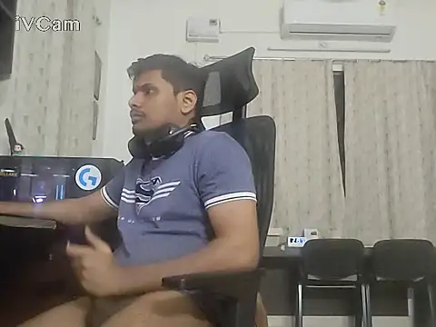 Bakasur_19's cam snapshot