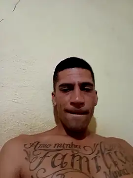 adriabis013 live sex cam