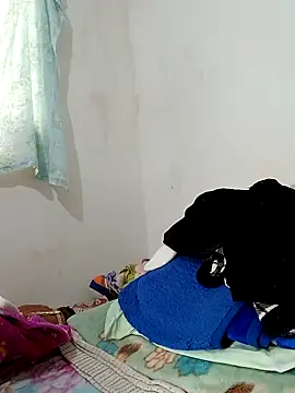 yaneth_'s cam snapshot