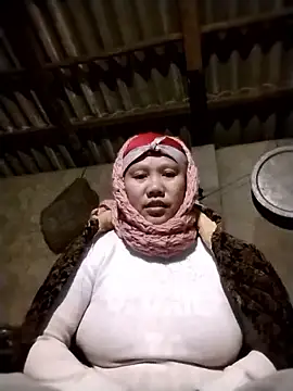 Linhcutex's cam snapshot