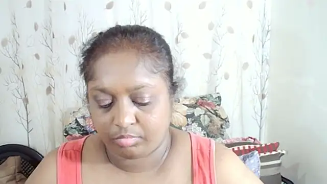 Indiantasha's cam snapshot